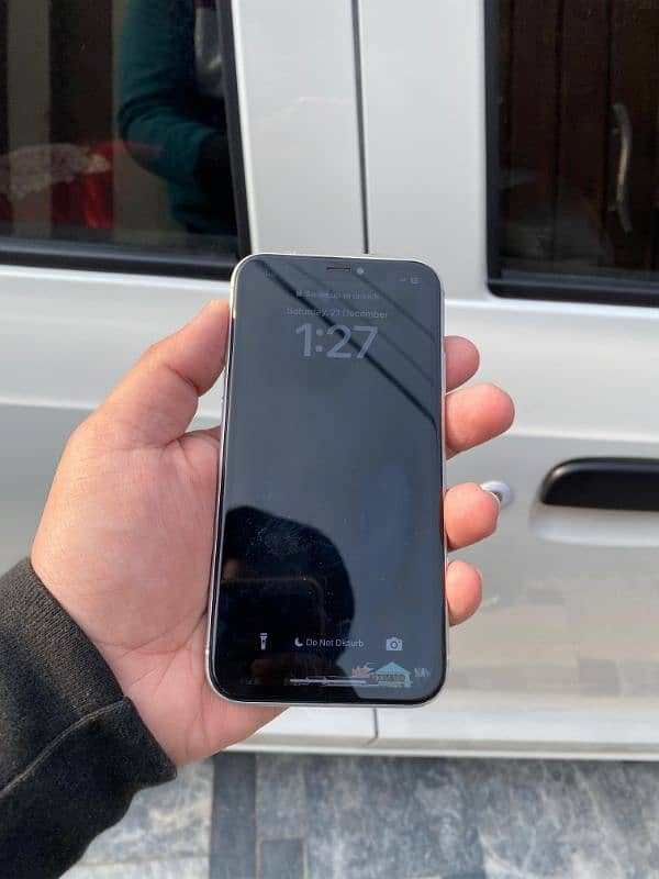 iPhone Xr 128Gb 5