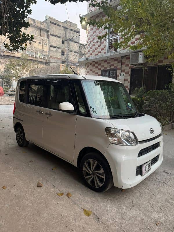 Daihatsu Tanto 2014 2