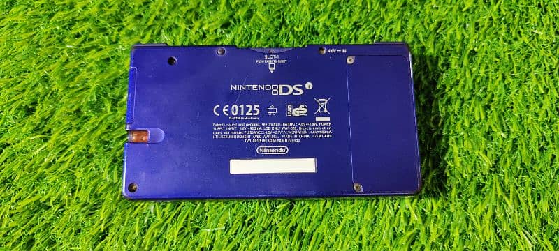 Nintendo DSi 2