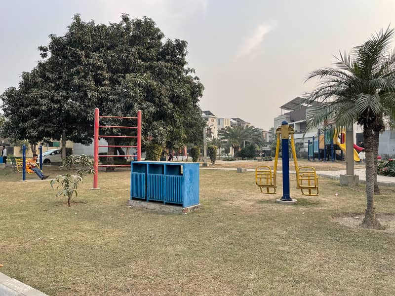 10 Marla Plot For Sale In Sukh Chayn Gardens Near Bahri Town Lahore 8