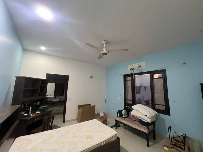 UPPER PORTION FOR RENT IN PRIME LOCATION OF PHASE 7 EXTENSION 12