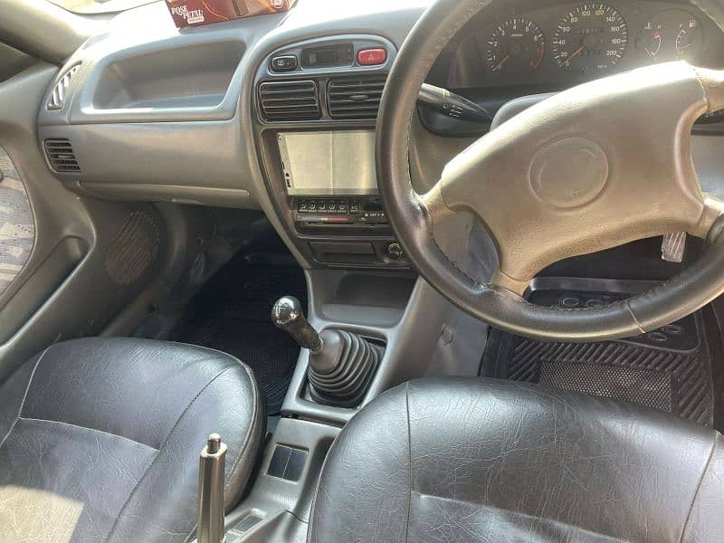 Suzuki Baleno 2003 11