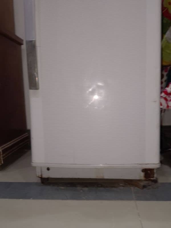 Dawlance ka small refrigerator 6