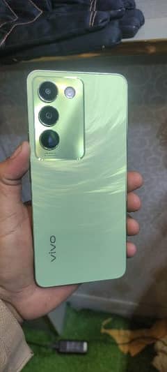 Vivo Y100