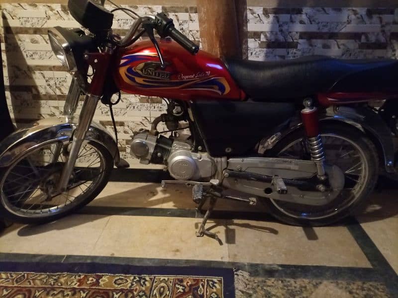 united motorcycle new condition engine good urgent sale 2