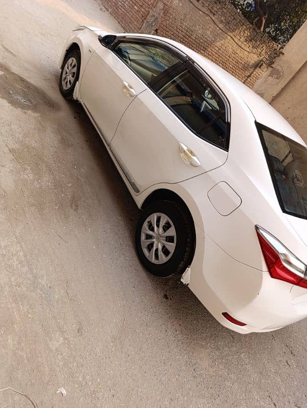 Toyota Corolla GLI 2019 super white 1