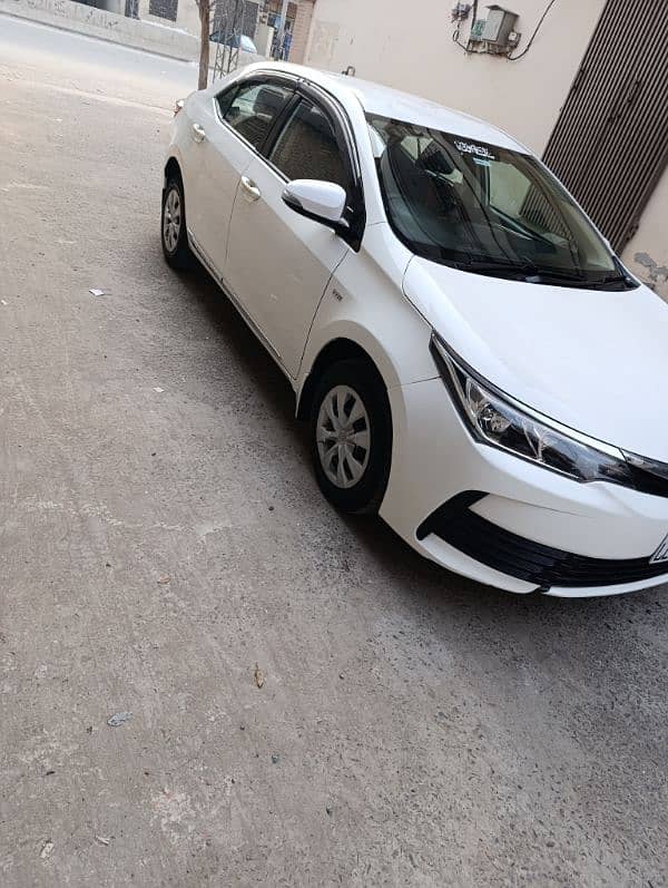 Toyota Corolla GLI 2019 super white 5