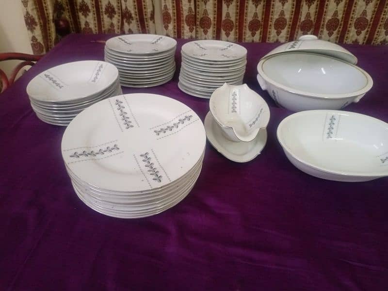 Dinner Set 3