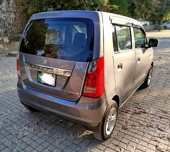 Suzuki Wagon R 2018 3