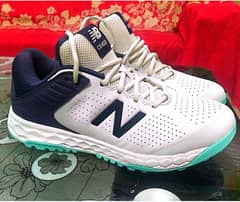 New Balance CK 4020 Gripper shoes available