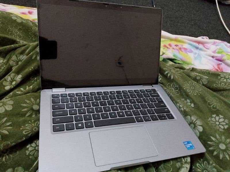 Dell latitude 5320 (360) touch 1