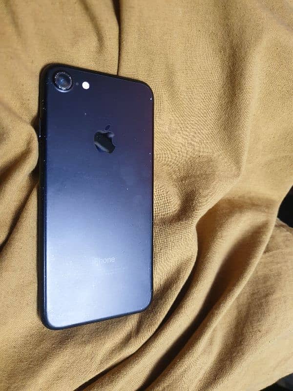 iPhone 7 28gb 0