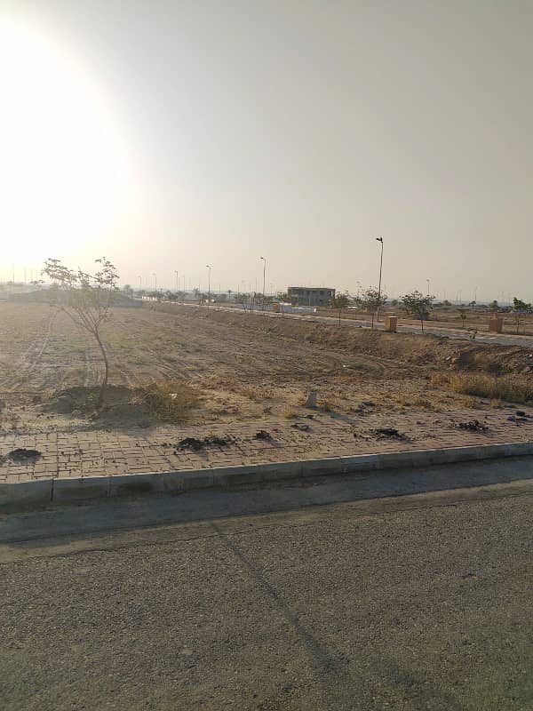 500 Sqyd residential plot available for sell in Precinct 4 Bahria Town Karachi 3