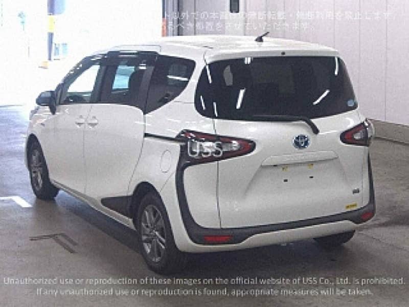 Toyota Sienta 2018 3