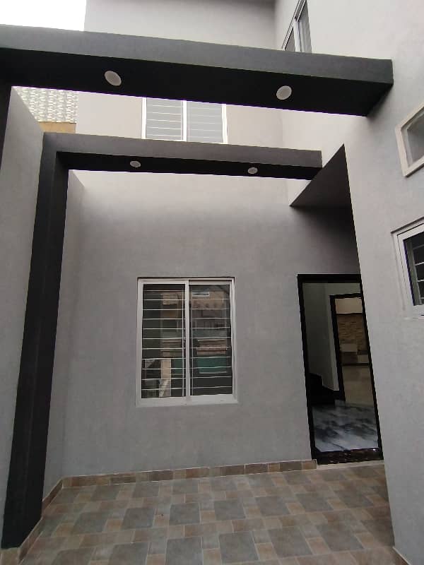 Adorable Triple Storey 10 Marla Brand New House For Sale In Nasheman Iqbal 14