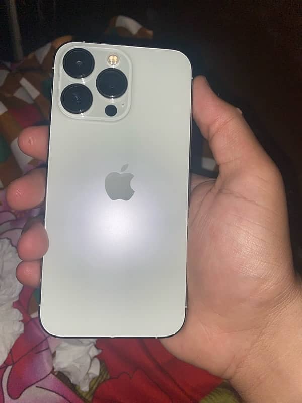 Iphone 13 pro (factory unlock) with wroking sim non pra 0