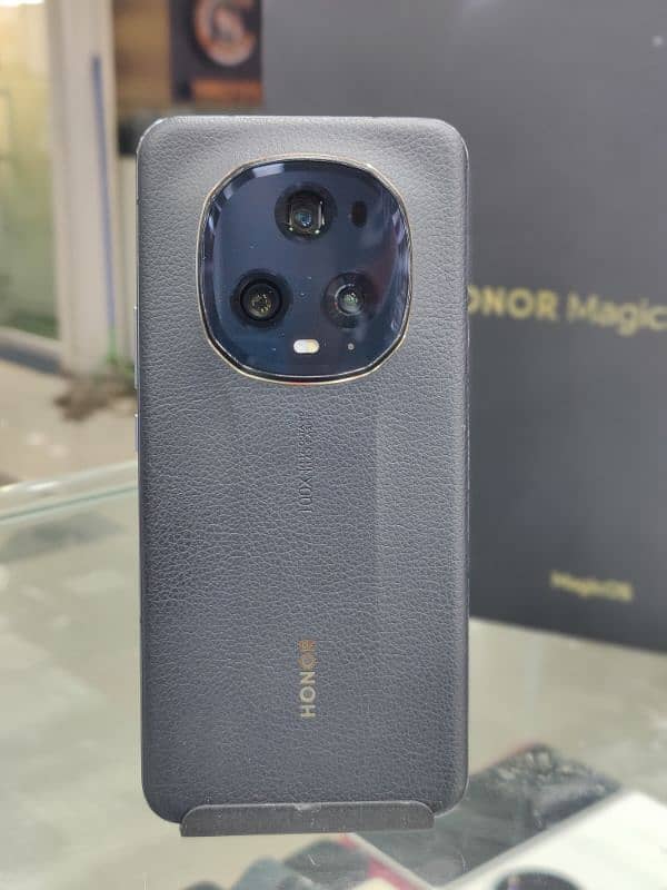 Honor Magic 5 Ultimate Camera Photographer  16GB / 512 GB 1