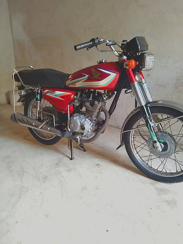 HONDA 125CC, 1