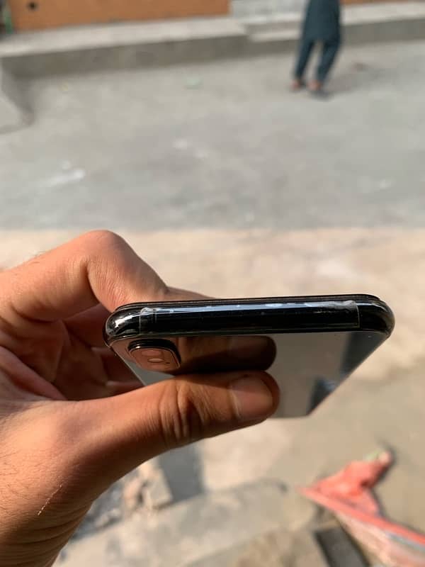 iPhone XS 256 Gb 4