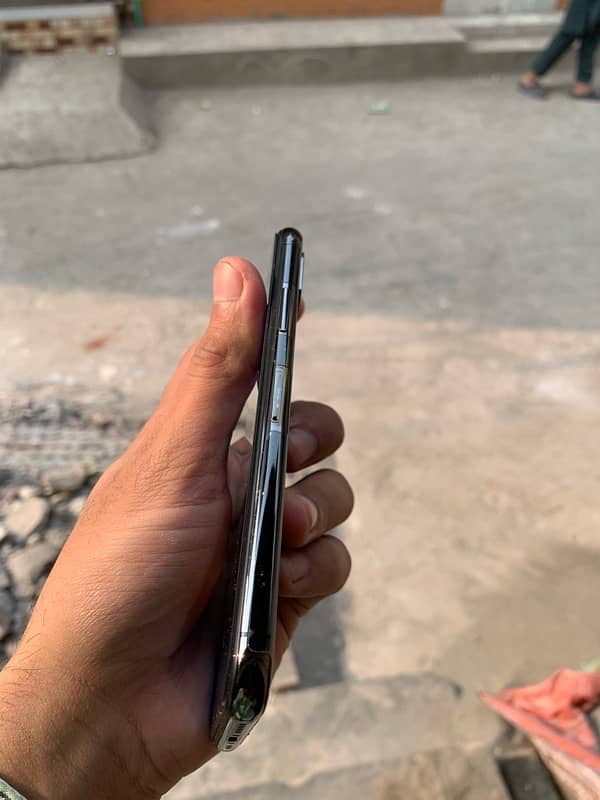 iPhone XS 256 Gb 6