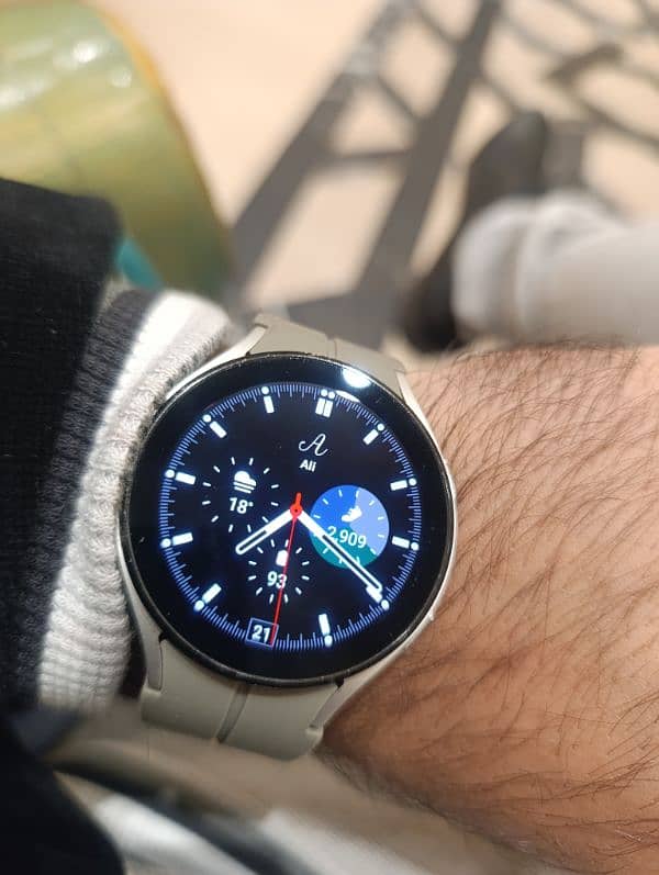 Galaxy Watch4 46mm 0