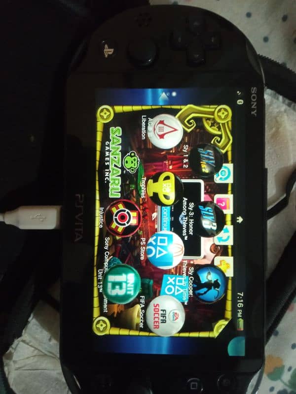 Playstation Vita with 7 games 0