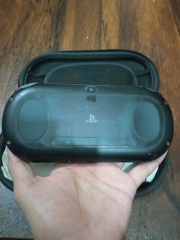 Playstation Vita with 7 games 3