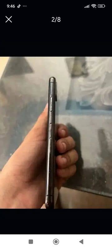 iPhone X 64 GB 4