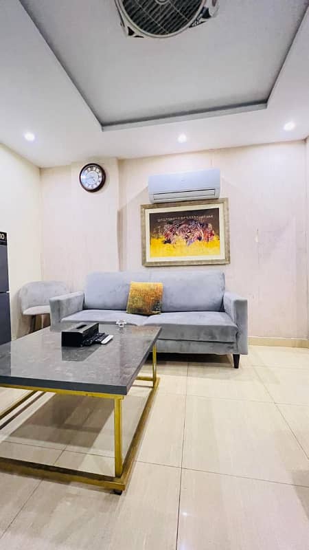 One bedroom apartment for rent on daily basis in bahria town lahore 10