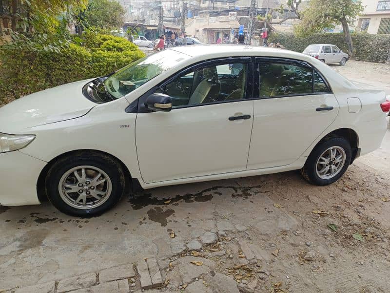 Toyota Corolla XLI 2013 6