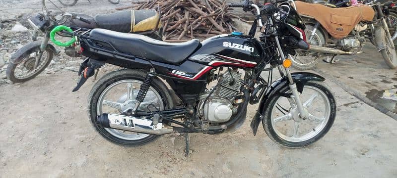 Suzuki110 4