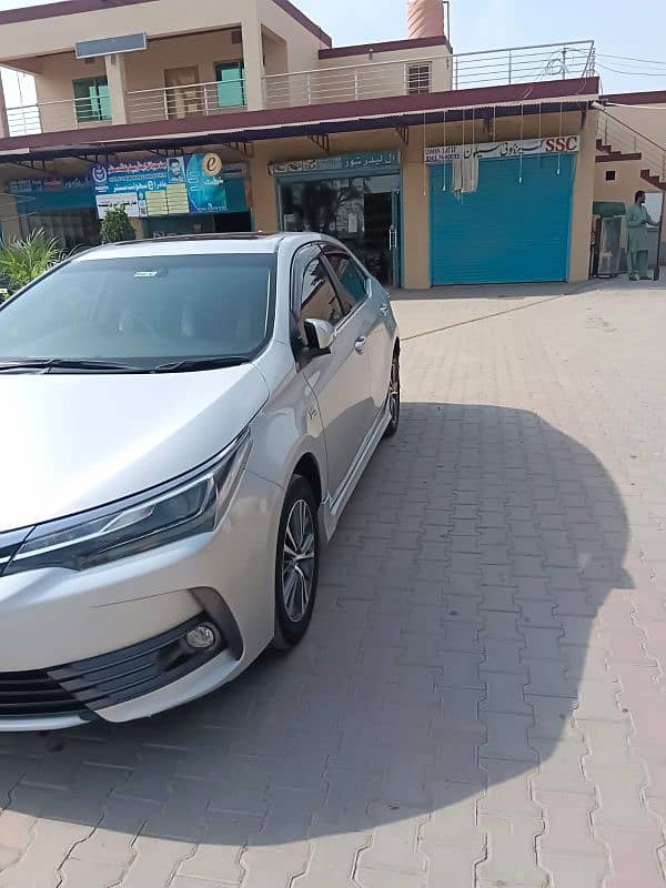 Toyota Altis Grande 2018 13