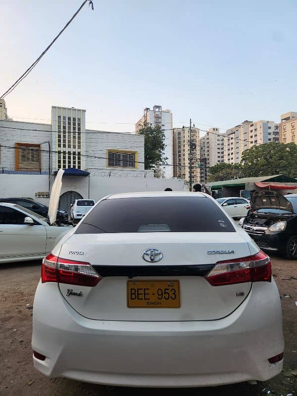 Toyota Corolla Altis 2015 3