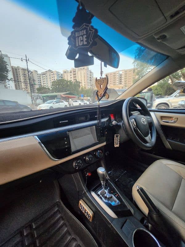 Toyota Corolla Altis 2015 4