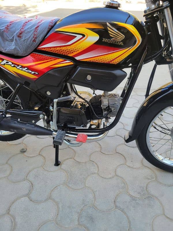 Honda Pridor 2024/25 steaker open latter with ur name registered 4