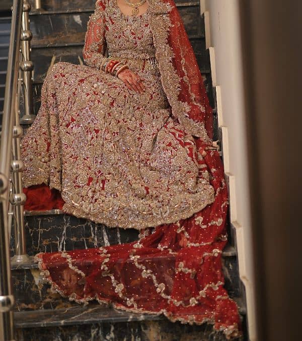 Bridal lehenga dress, Libas e Khaas design in Red, Golden embroidery 0