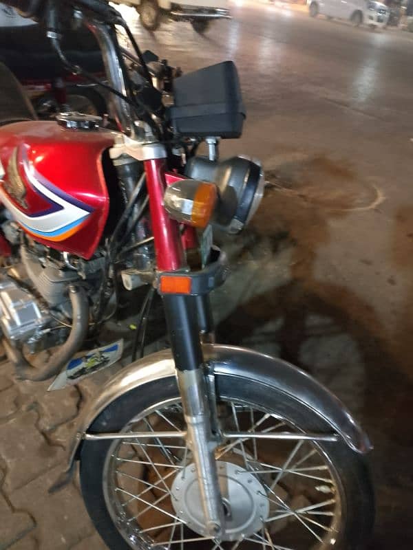 Honda CG 125 game garari ka kam hone wala hai Baki gadi okay hai 4