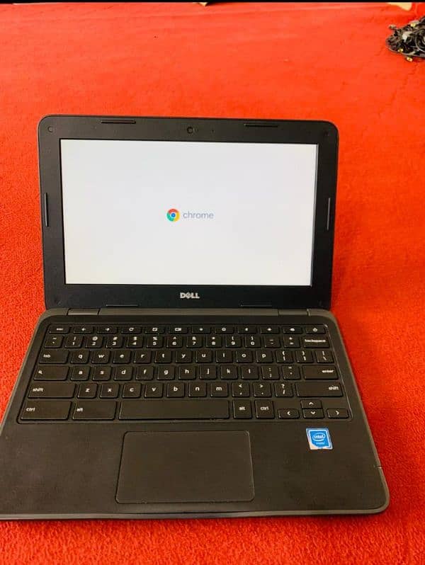 Dell 3180 Chrome Book 0