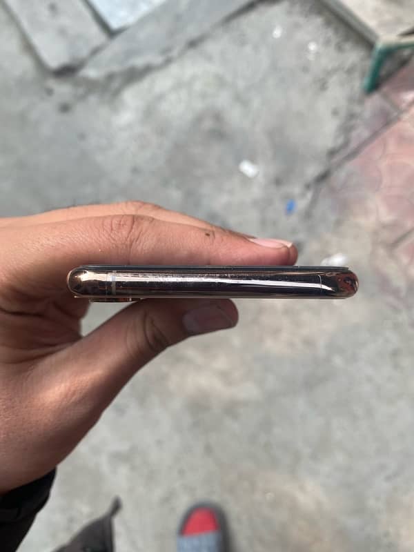 iphone xs max PTA 4