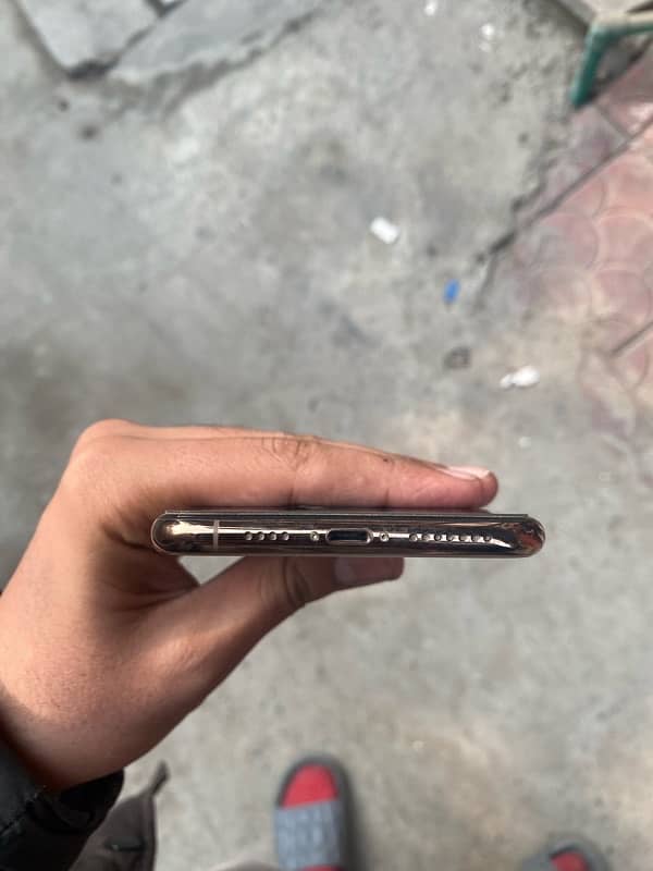 iphone xs max PTA 5