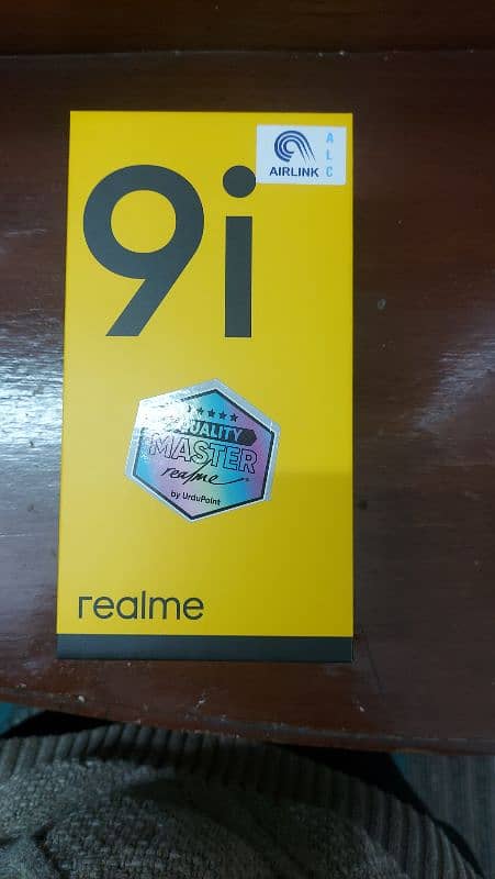 Realme 9i. 10/10 just like brand new with all accessories 9