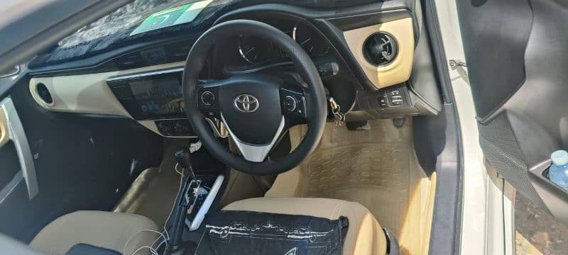 Toyota Corolla Altis 2017 6