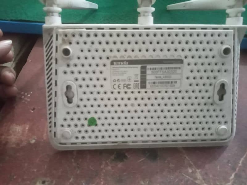 Tenda Router Wan N300 for sale 1