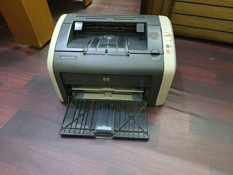 Printer leaserjet 1010 2