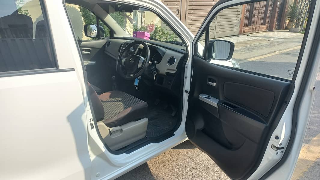 Suzuki Wagon R 2019 model,total genuine. No paint or touchups 10