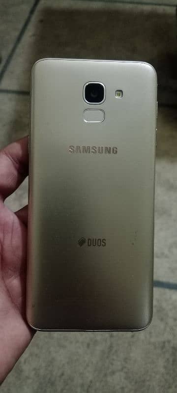 Samsung Galaxy J6 1