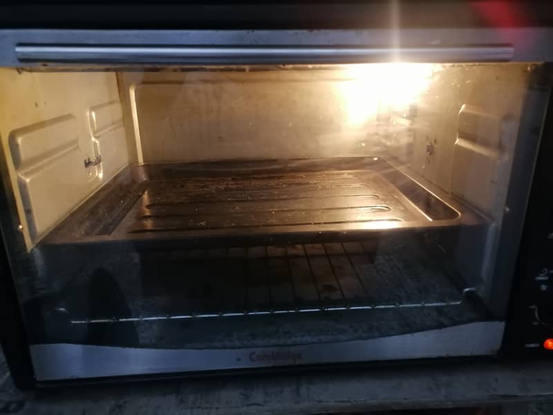 Cambridge electric oven E06151 1