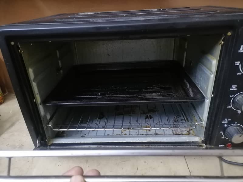 Cambridge electric oven E06151 2