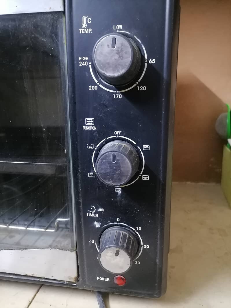 Cambridge electric oven E06151 3