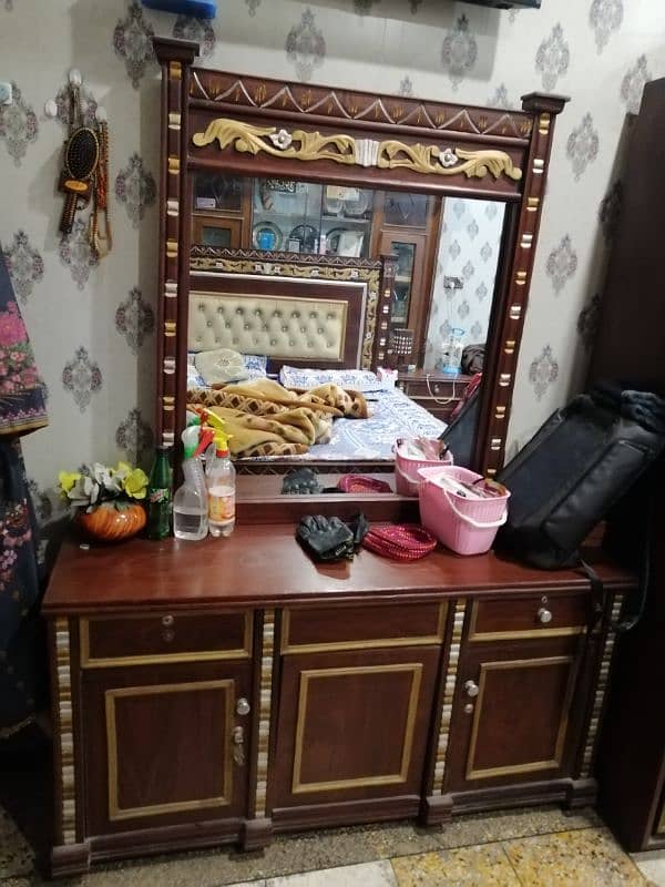 Dressing Table for sale 1